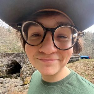 Meet your Posher, Charlie